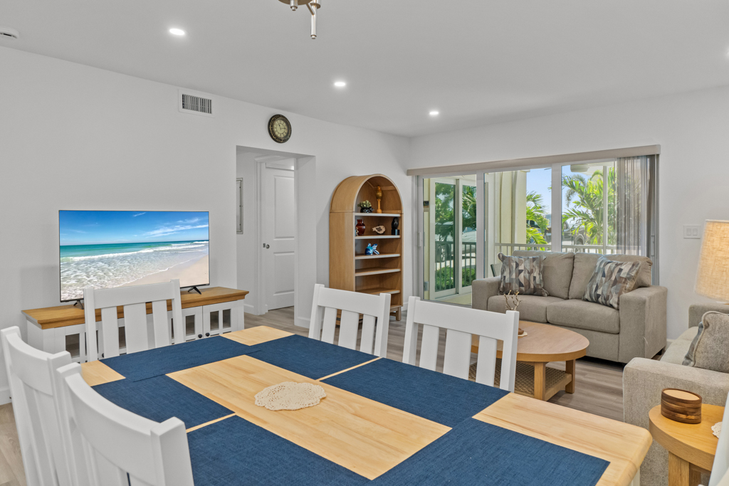 Villa Sanibel 2C | Photo 2