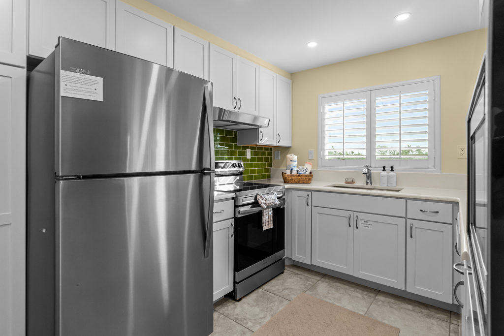 Island Beach Club 310F 19