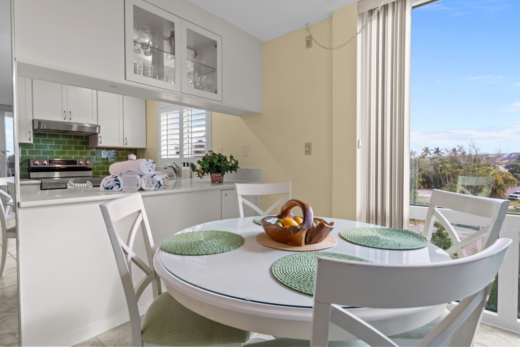 Island Beach Club 310F 12