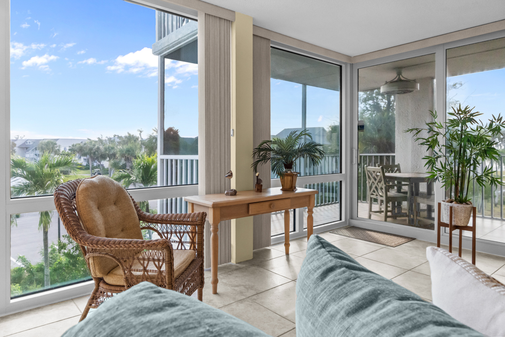 Island Beach Club 310F 2