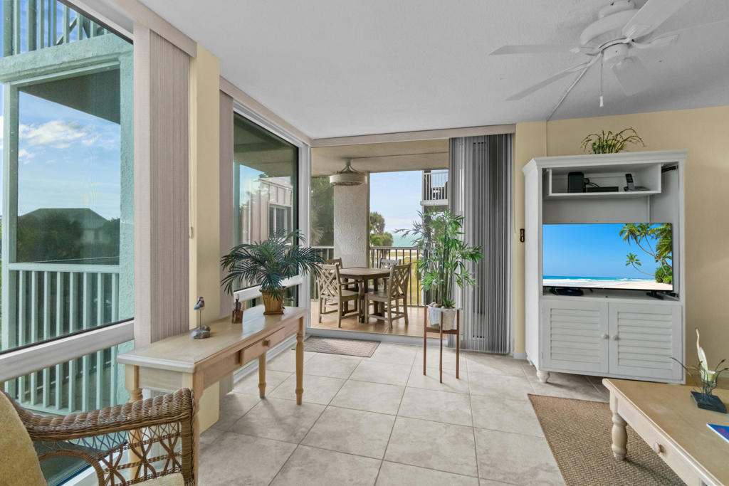 Island Beach Club 310F 11