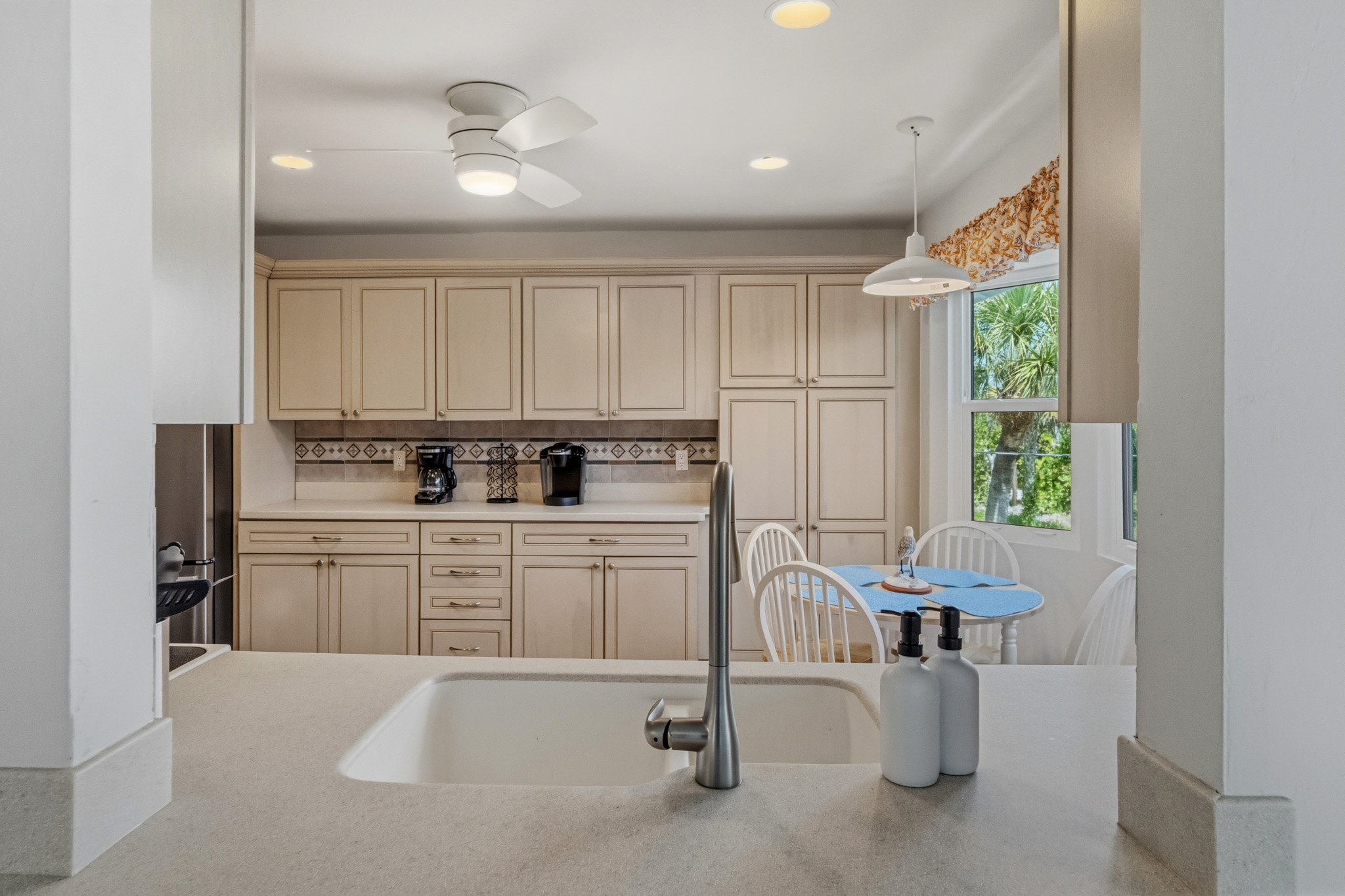 Seaside Rendezvous | Photo 11