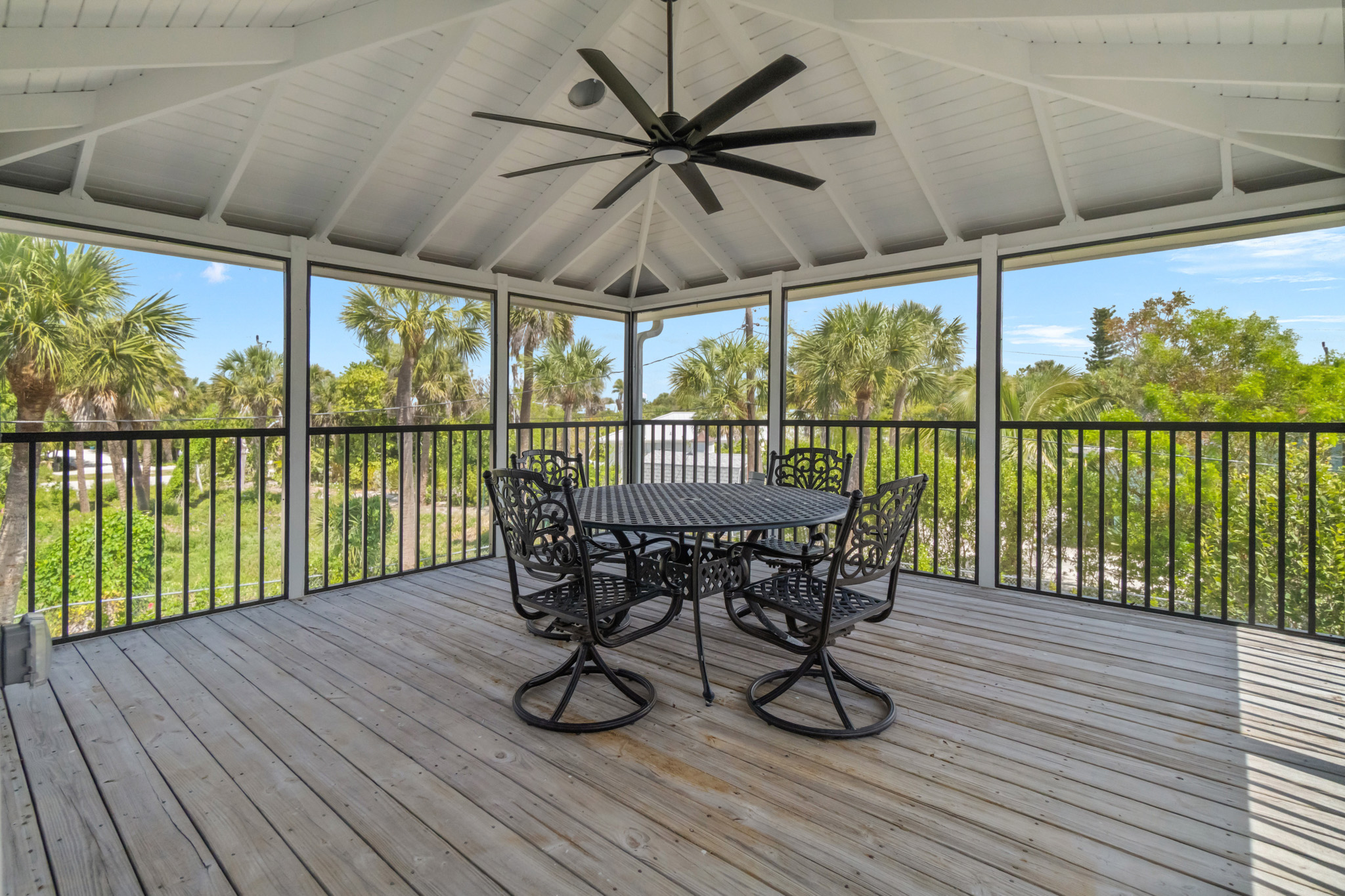 Seaside Rendezvous | Photo 24