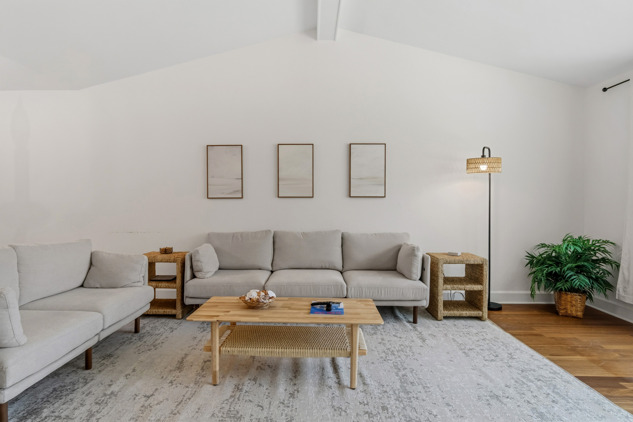 Seaside Rendezvous | Photo 7