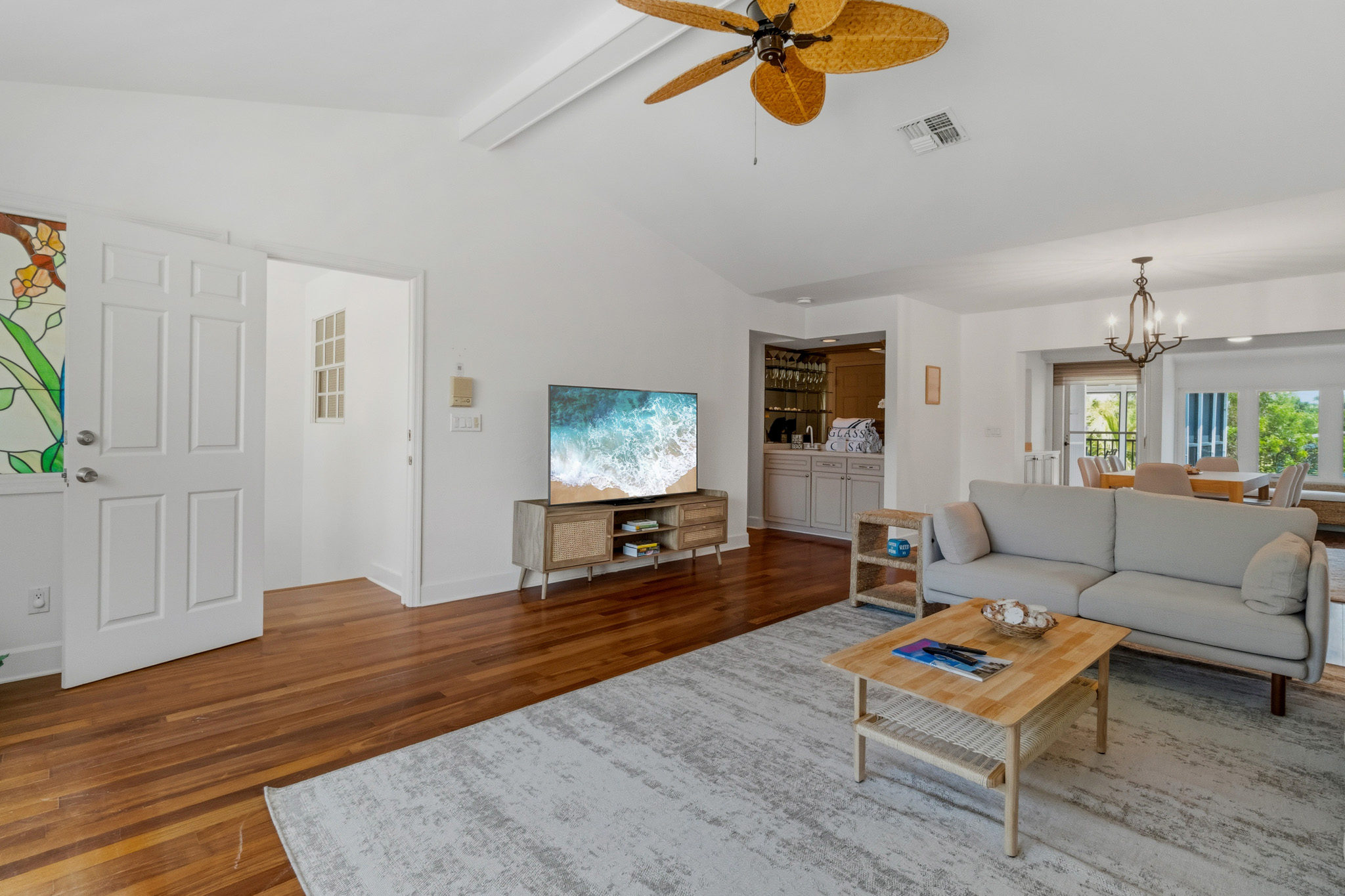 Seaside Rendezvous | Photo 5