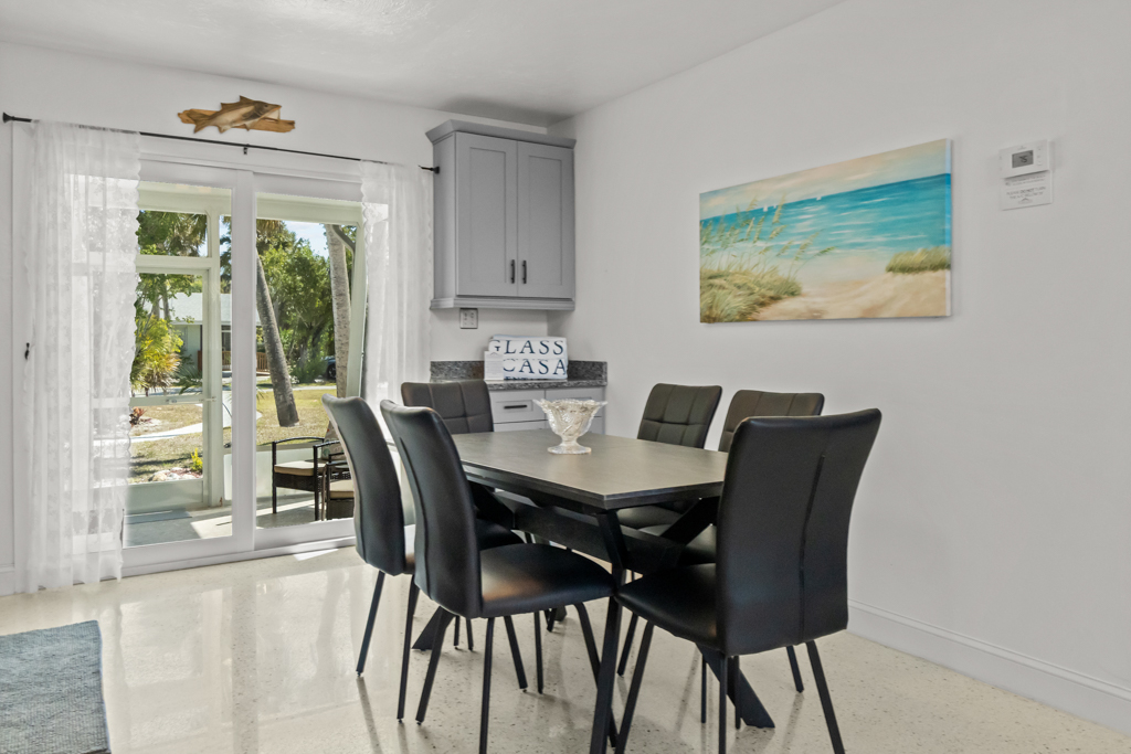 Sanibel Shores B1 16