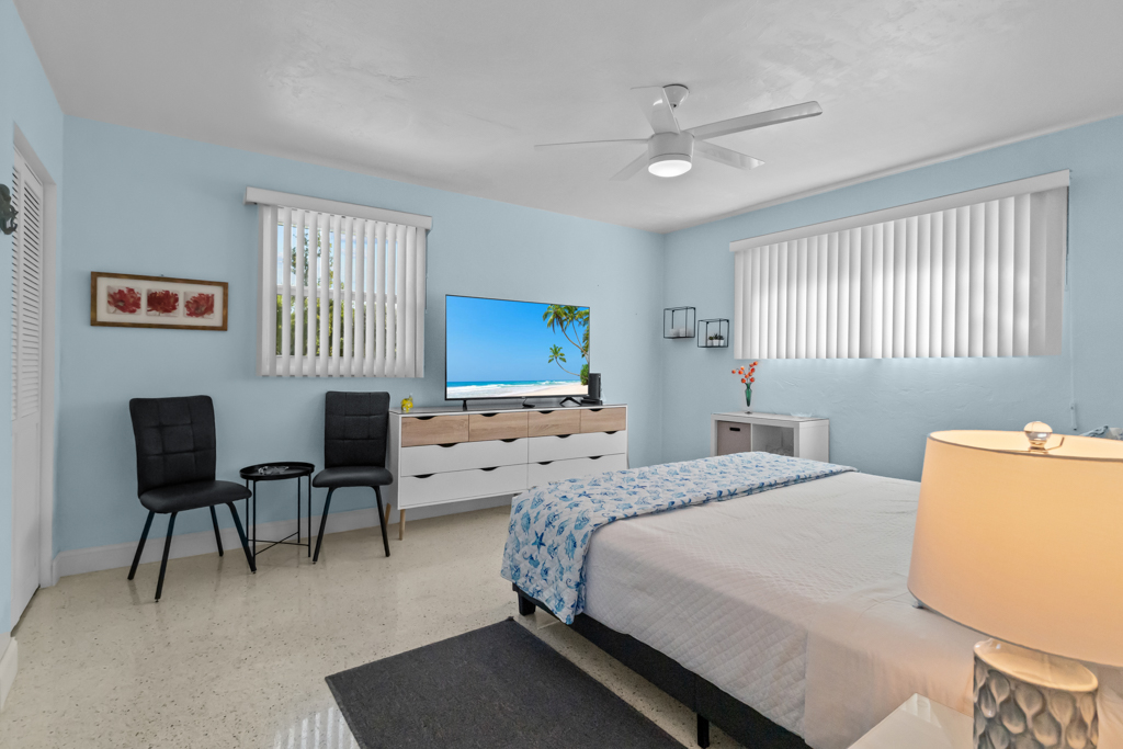 Sanibel Shores B1 23