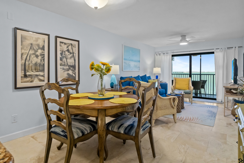 Mariner Pointe 1012 | Photo 8