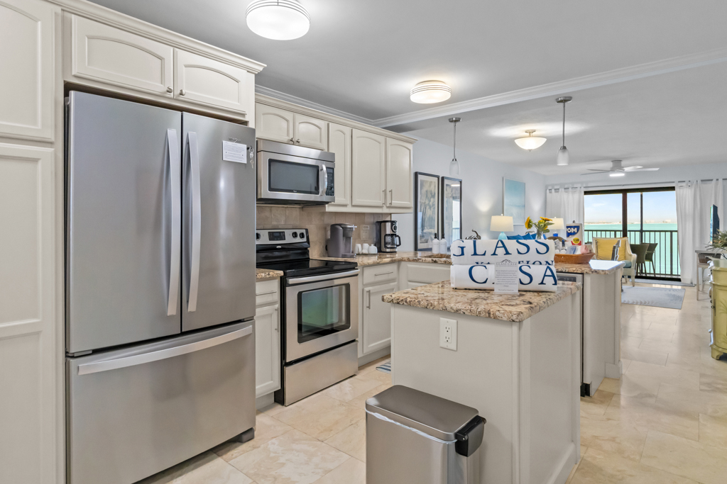 Mariner Pointe 1012 | Photo 3