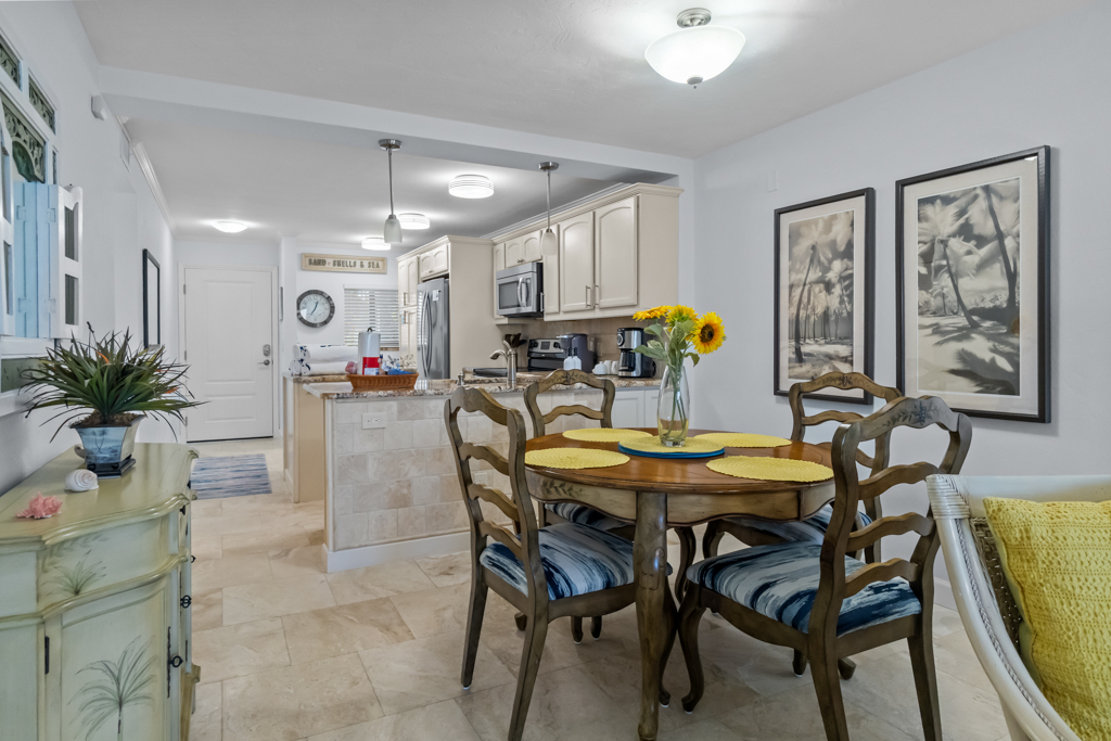 Mariner Pointe 1012 | Photo 10