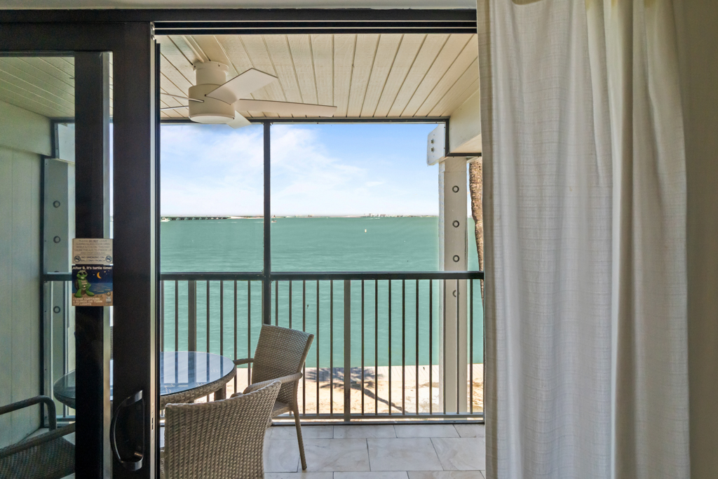 Mariner Pointe 1012 | Photo 14