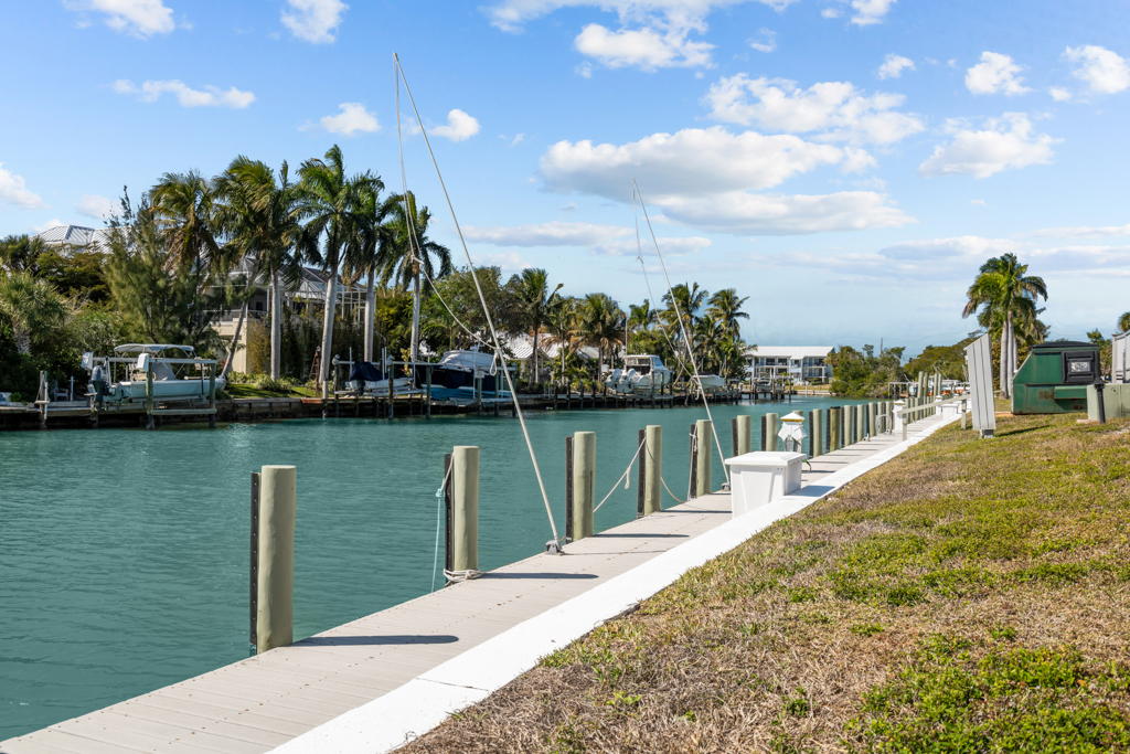 Mariner Pointe 1083 | Photo 53