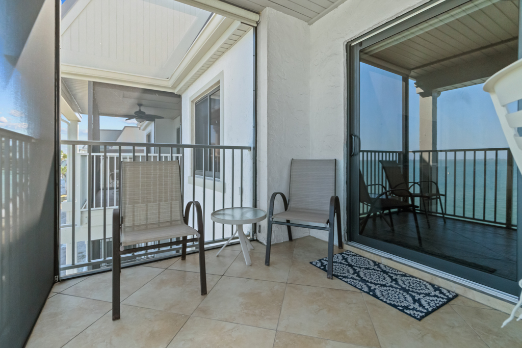 Mariner Pointe 1083 | Photo 11