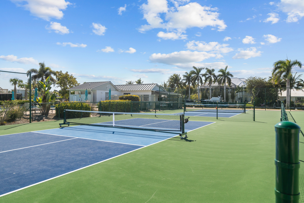 Mariner Pointe 1083 | Photo 35