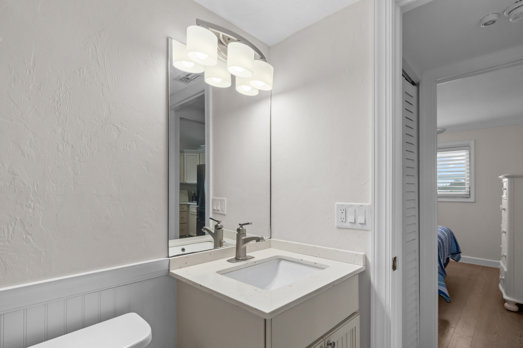 Mariner Pointe 1083 | Photo 32