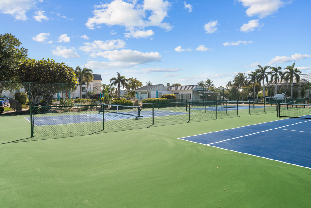 Mariner Pointe 1083 | Photo 36