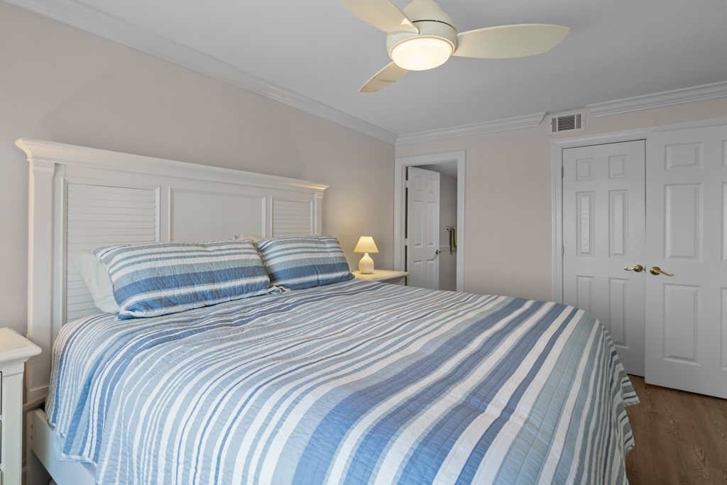 Mariner Pointe 1083 | Photo 22