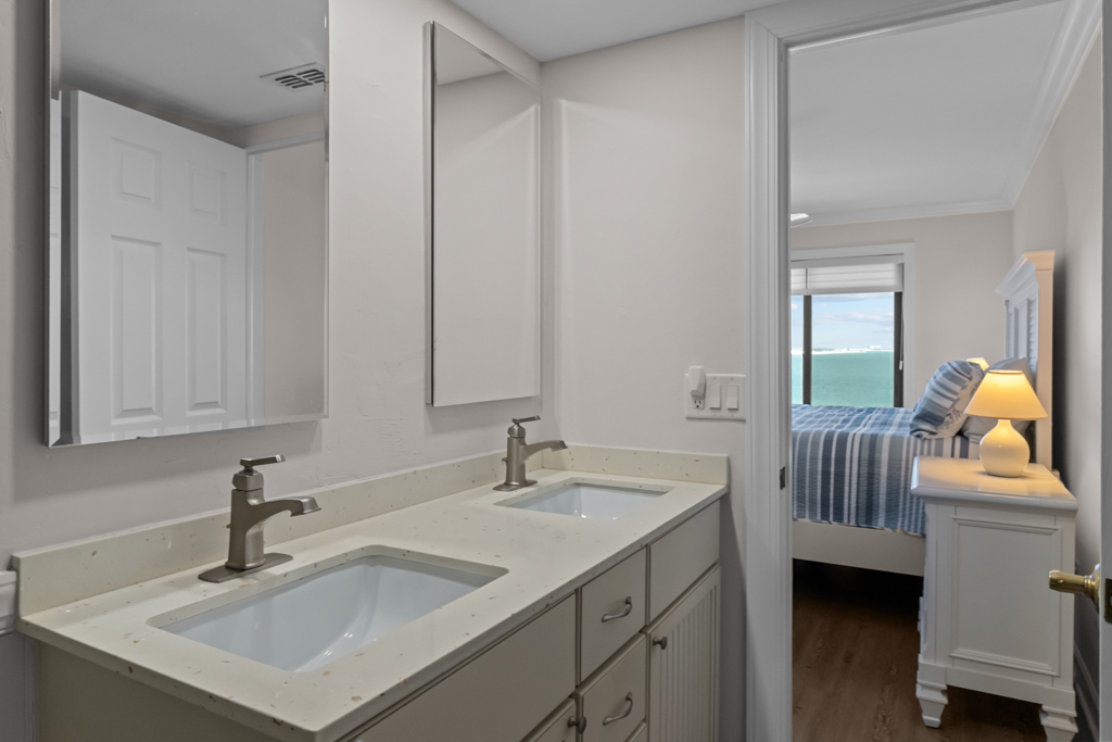 Mariner Pointe 1083 | Photo 25