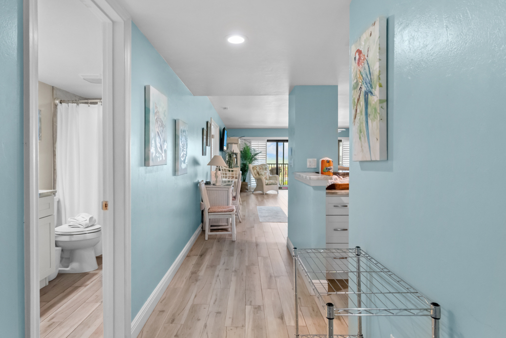 Shorewood C1 | Photo 3