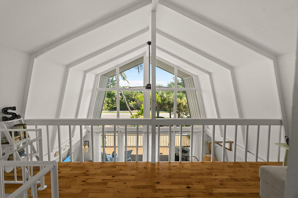 Beach Barn | Photo 19