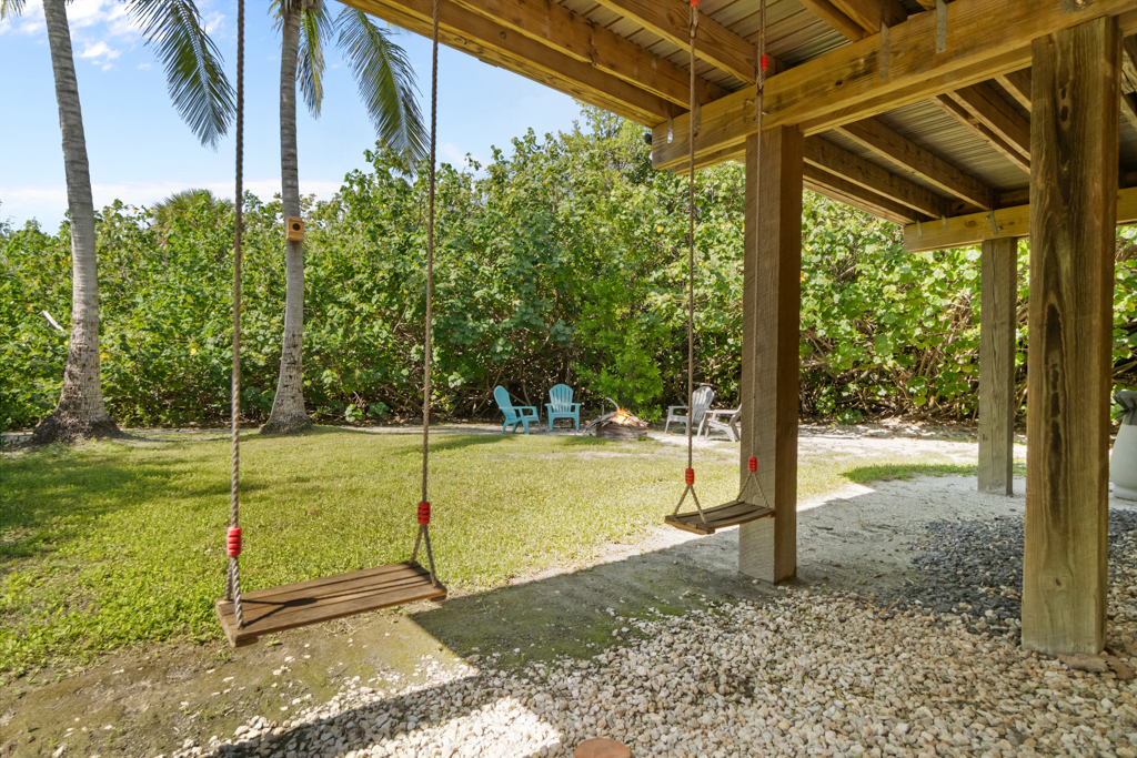 Beach Barn | Photo 46