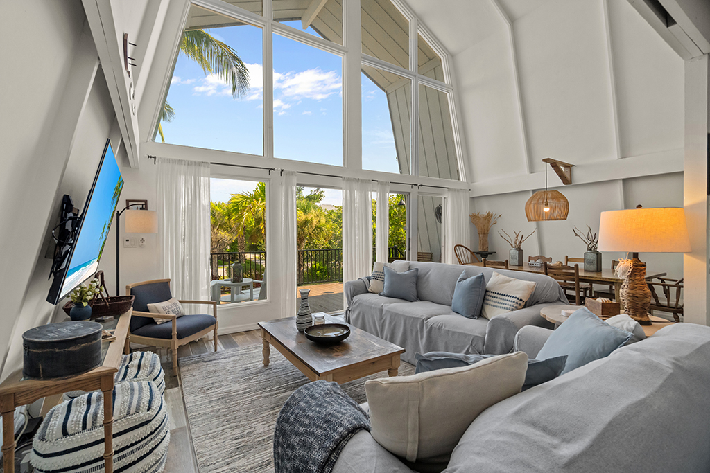 Beach Barn | Photo 14