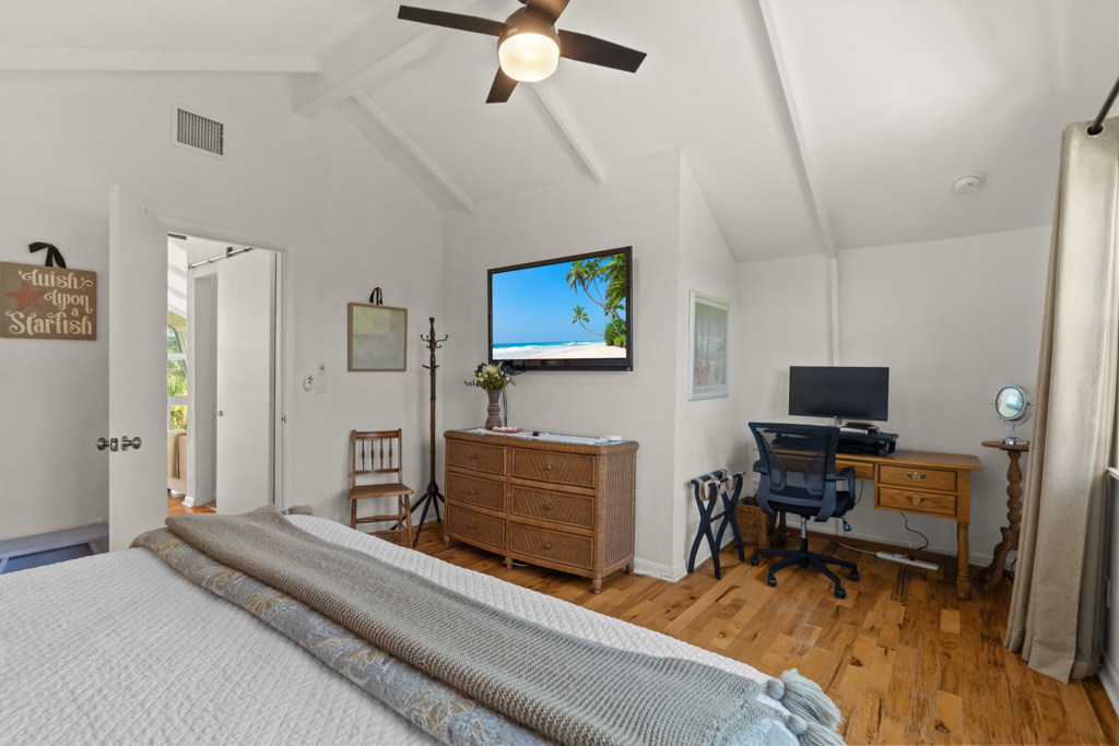 Beach Barn | Photo 26