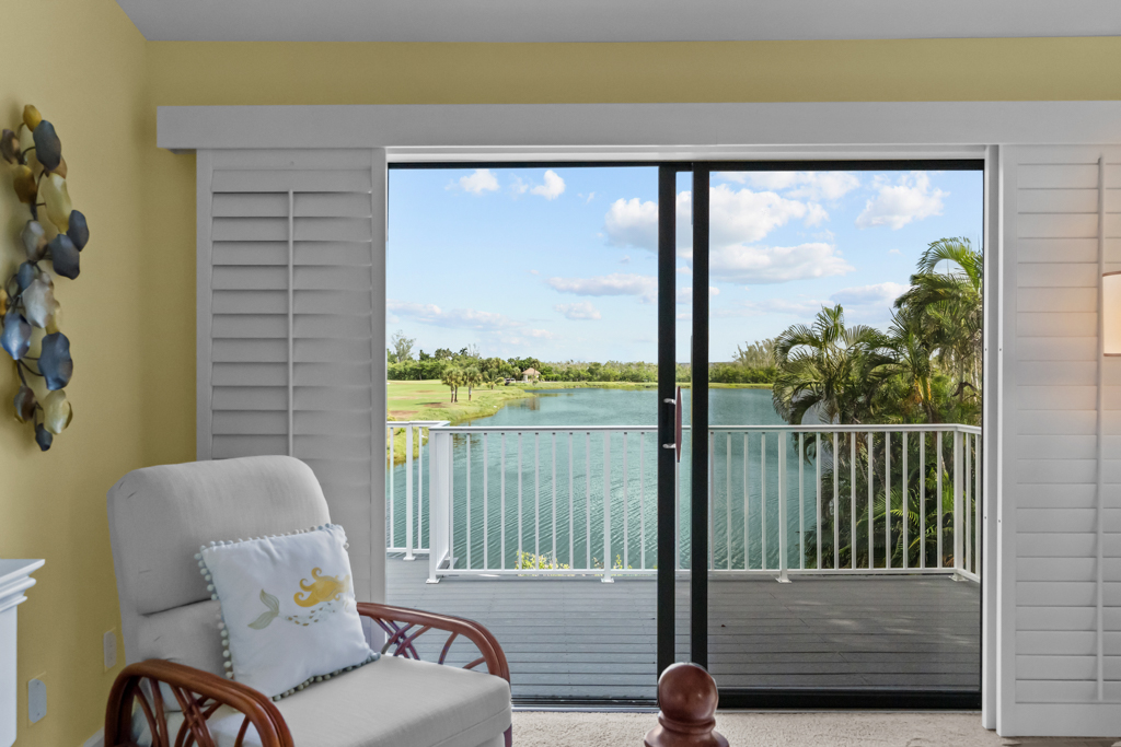Sanibel Vista 24