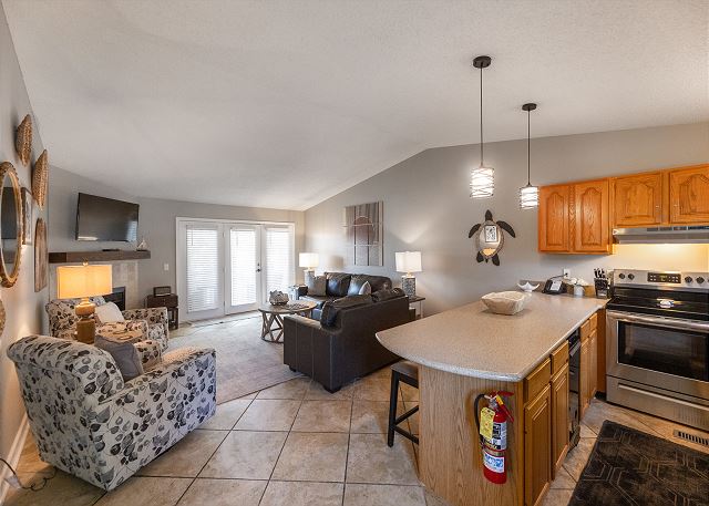 Unit 101 - Harbor Point | Photo 2