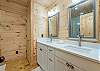 Upstairs en suite bath w/double vanity