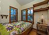 Bedroom w/full size bed