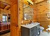En suite bath w/soaking tub & walk-in shower