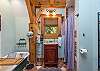Full master bath w/claw foot tub