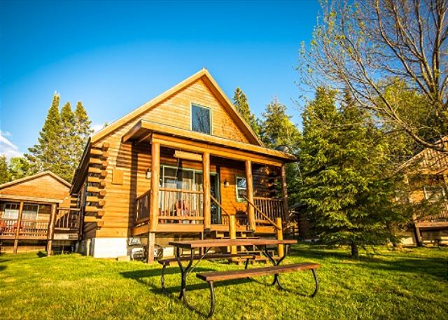 Deer Cabin - Wilderness Bay Lodge - Hiller Vacation Homes