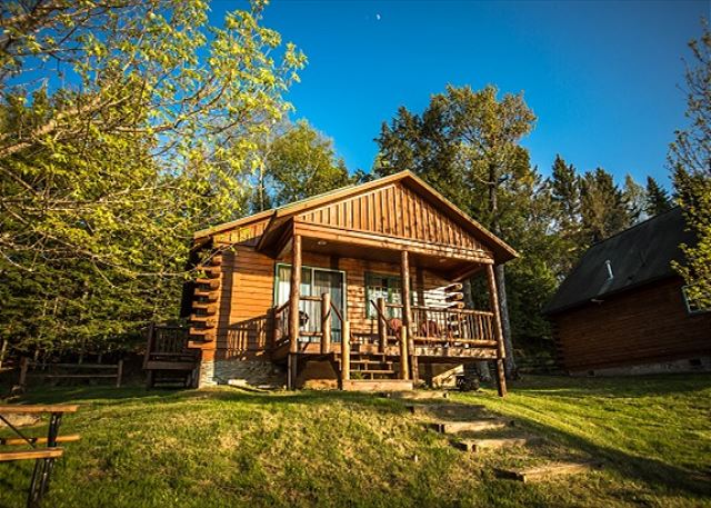 Bear Cabin - Wilderness Bay Lodge - Hiller Vacation Homes