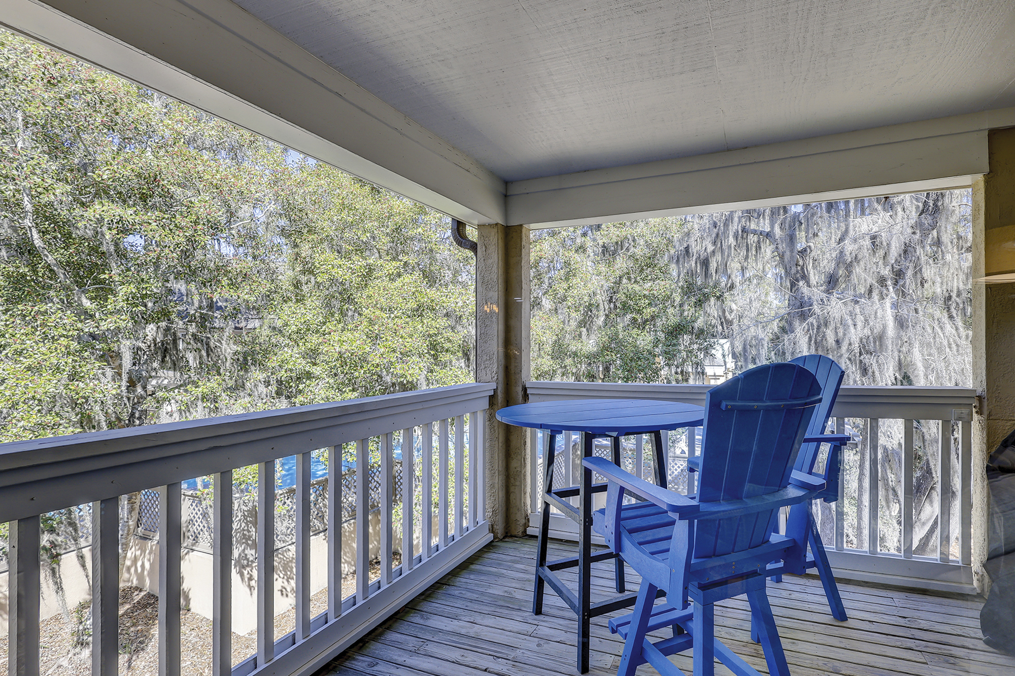 Colonnade Club 174 | Photo 22