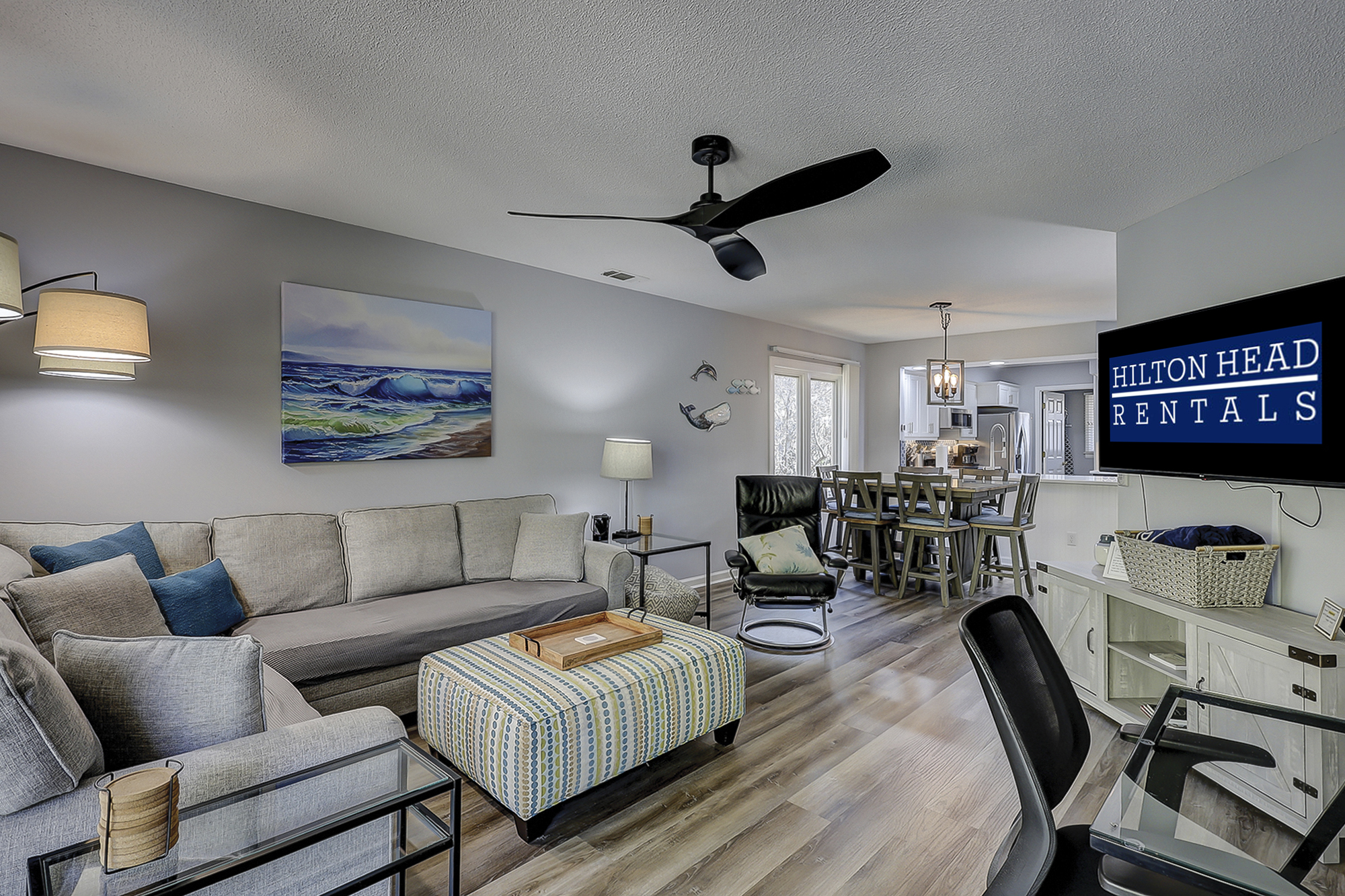 Colonnade Club 174 3