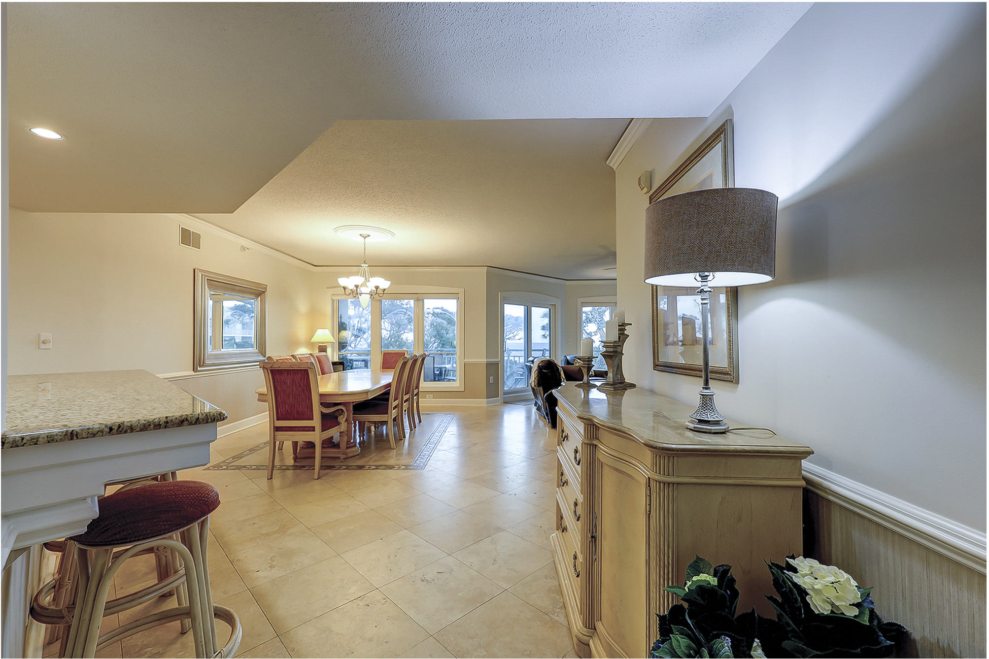 Windsor II 2418 | Photo 17