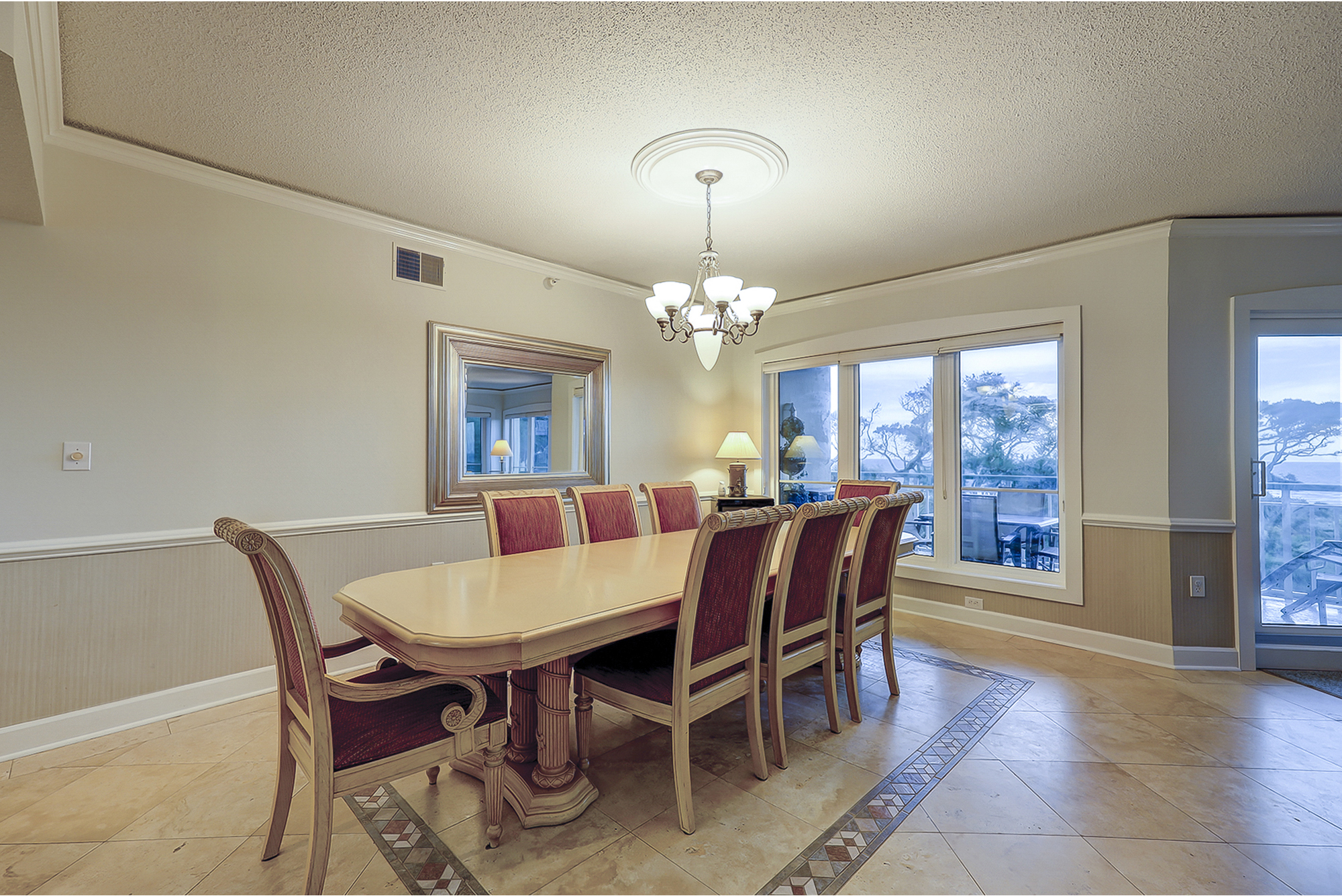 Windsor II 2418 | Photo 10