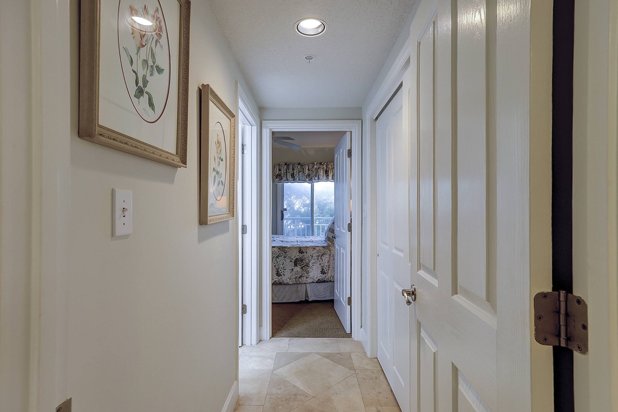 Windsor II 2418 | Photo 39