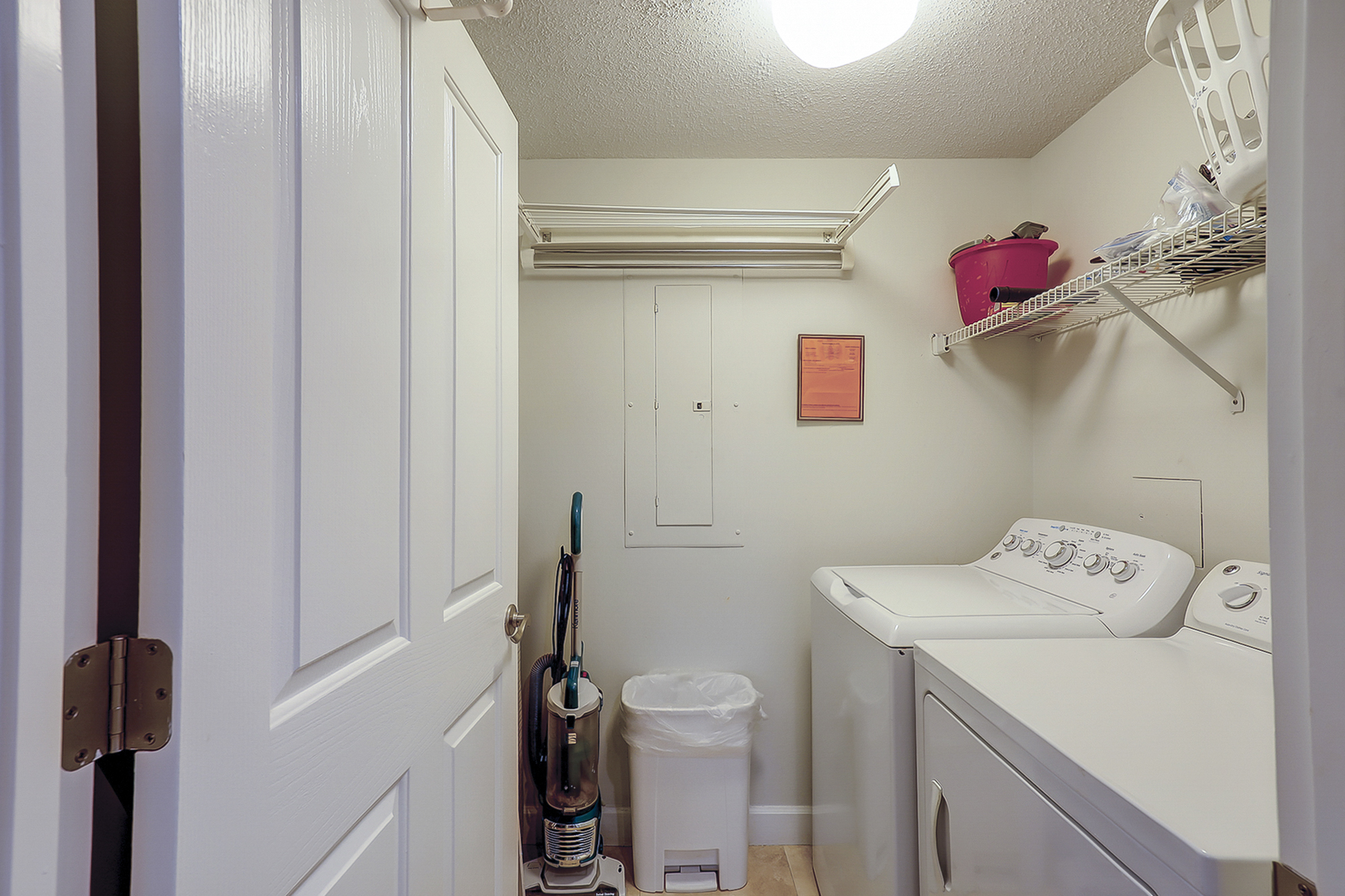 Windsor II 2418 | Photo 40