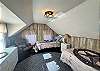 2 Twin beds