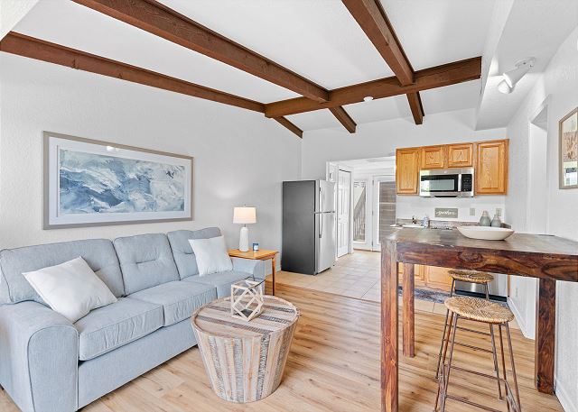 The Getaways 113-Lake View, Pool & Playground