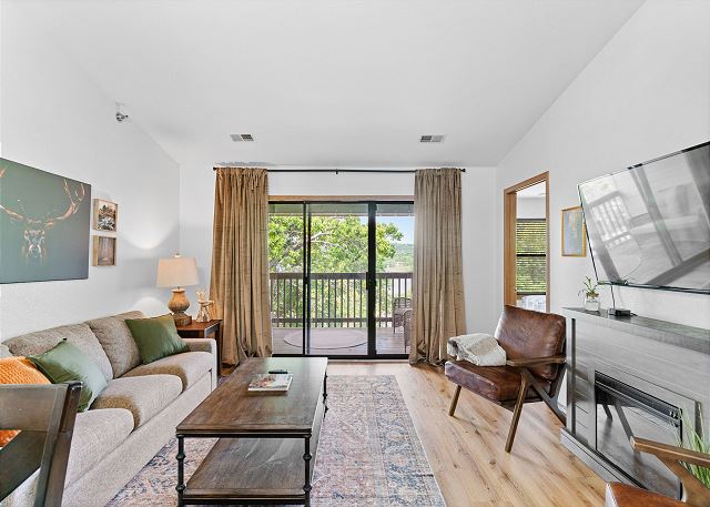 The Getaways 155 - Lake View, Pool & Playground