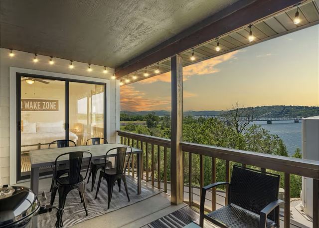 The Getaways 228 - Lake View, Pool & Playground