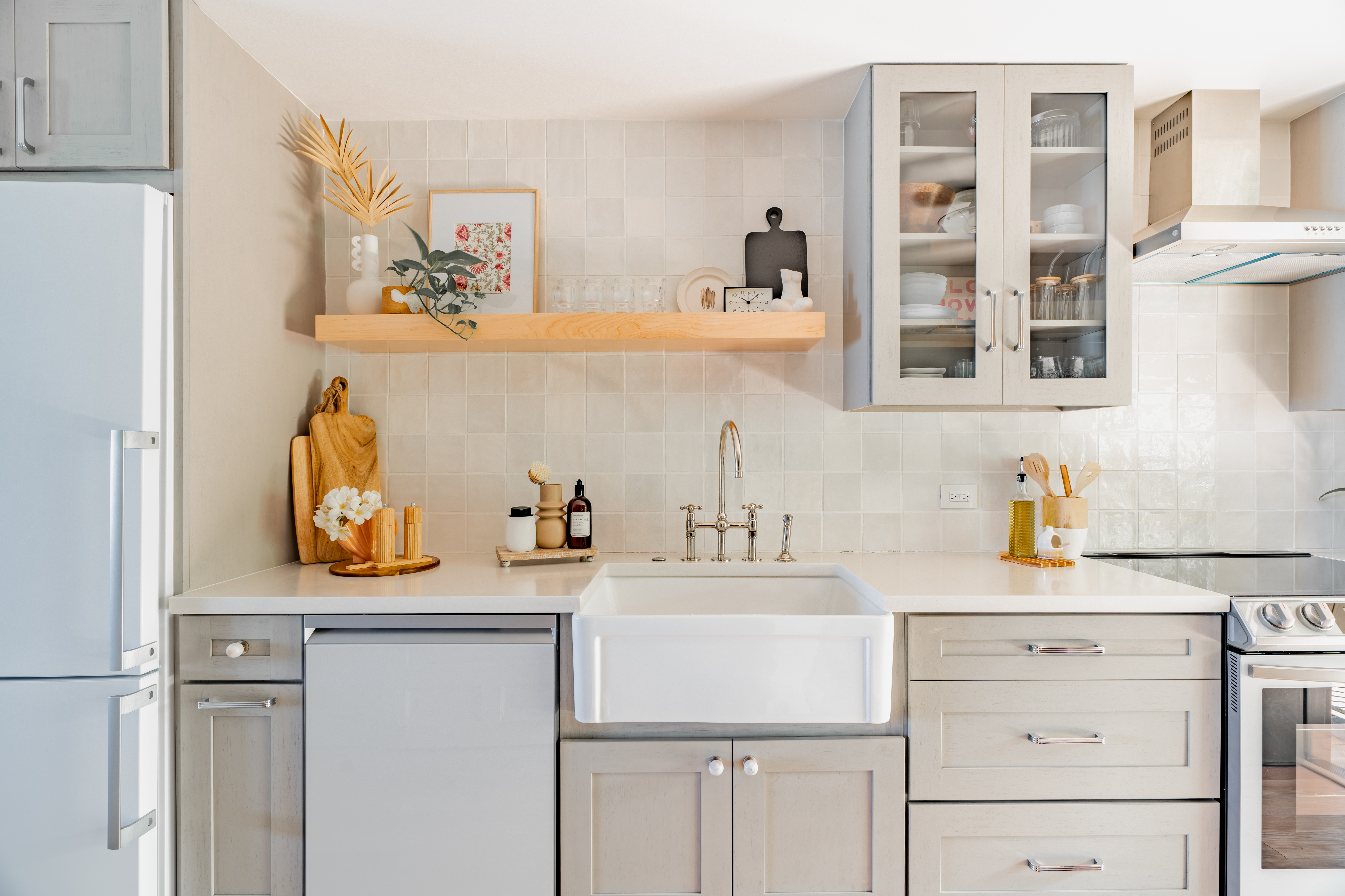 Remodeled full kitchen 