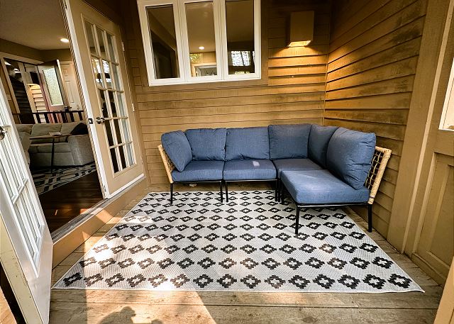 Enclosed porch
