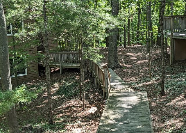 Path to condo
