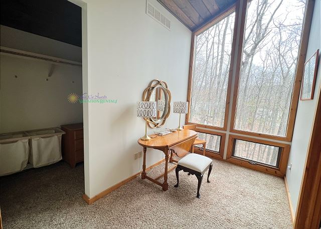 Dressing area off master bedroom. 