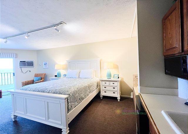 Queen Bed